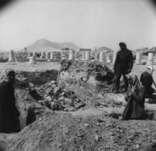 Palmyre/Tadmor, sanctuaire de Baalshamîn. Photographie d'ambiance de la fouille