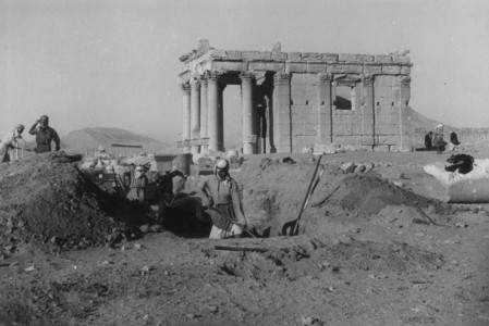 Palmyre/Tadmor, Sanctuaire de Baalshamîn. Photographie d'ambiance de la fouille