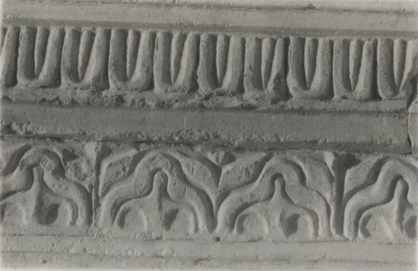 Palmyre/Tadmor, sanctuaire de Baalshamîn. Détail d'un fragment de corniche de type B
