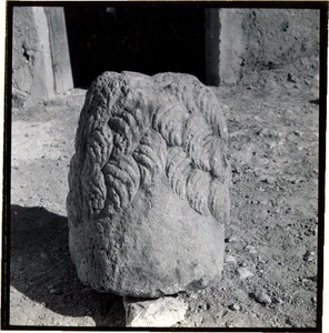 Palmyre/Tadmor, sanctuaire de Baalshamîn. Fragment d'une statue de lion