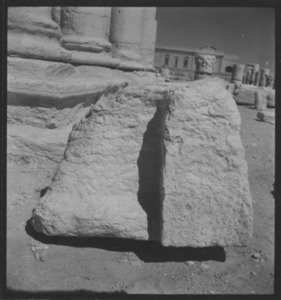 Palmyre/Tadmor, sanctuaire de Baalshamîn, bloc d'architecture taillé
