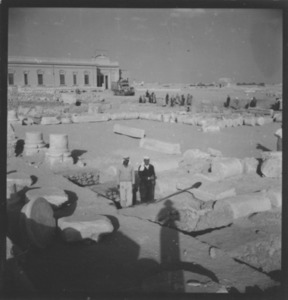 Palmyre/Tadmor, sanctuaire de Baalshamîn, fouilles de la grande cour, vue d'ensemble, vue ouest