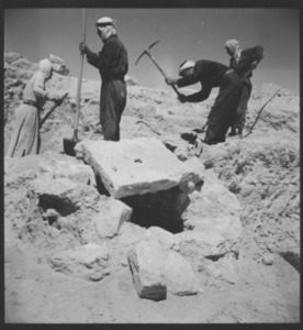 Palmyre/Tadmor, sanctuaire de Baalshamîn, fouilles derrière le temple (?)